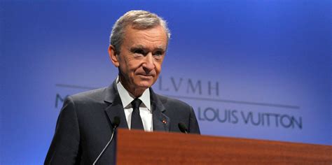 jeff bezos louis vuitton|Bernard Arnault .